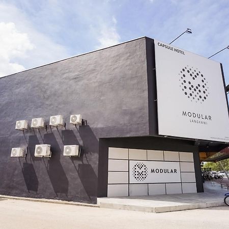 Oyo 89635 Modular Langkawi Capsule Hotel Padang Mat Sirat Екстериор снимка