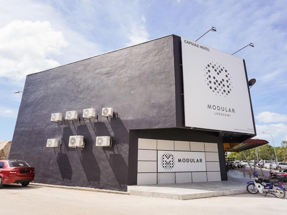 Oyo 89635 Modular Langkawi Capsule Hotel Padang Mat Sirat Екстериор снимка