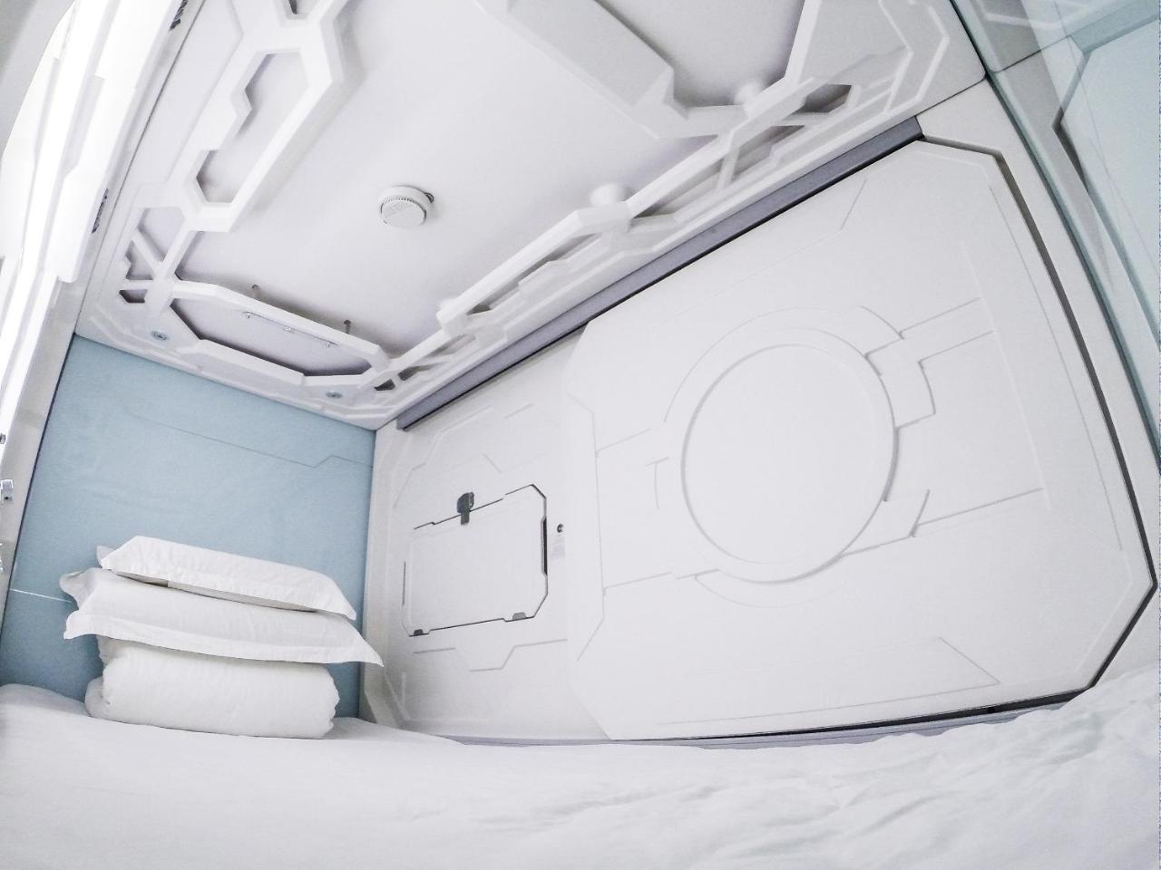 Oyo 89635 Modular Langkawi Capsule Hotel Padang Mat Sirat Екстериор снимка