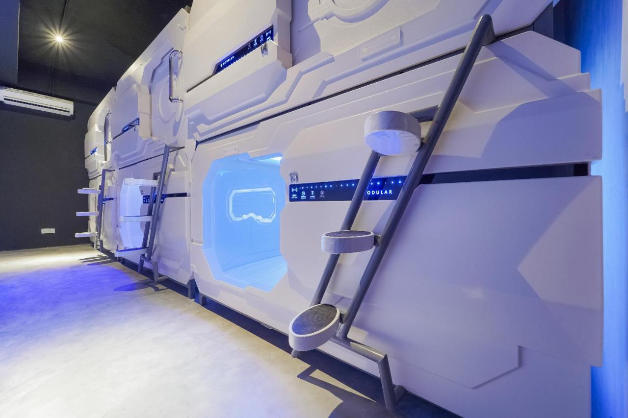 Oyo 89635 Modular Langkawi Capsule Hotel Padang Mat Sirat Екстериор снимка
